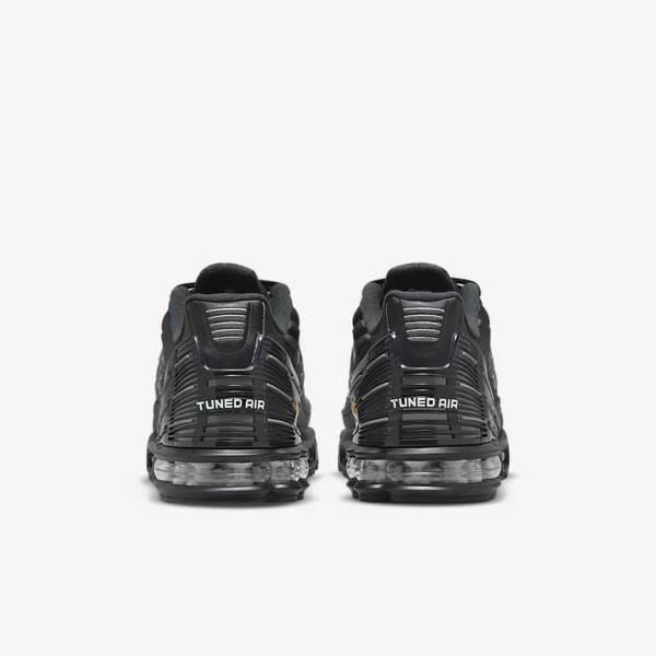 Nike Air Max Plus 3 Moški Superge Črna / Temno Siva / Bela | NK143UTD