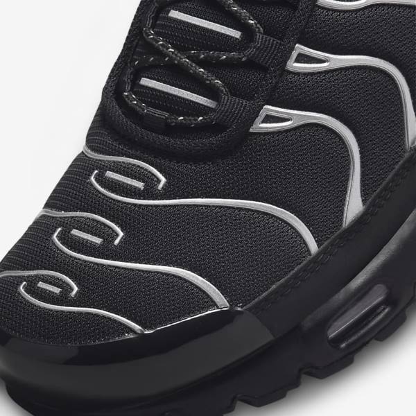 Nike Air Max Plus Moški Superge Črna / Zelena / Kovinski Srebrna / Črna | NK716KDS