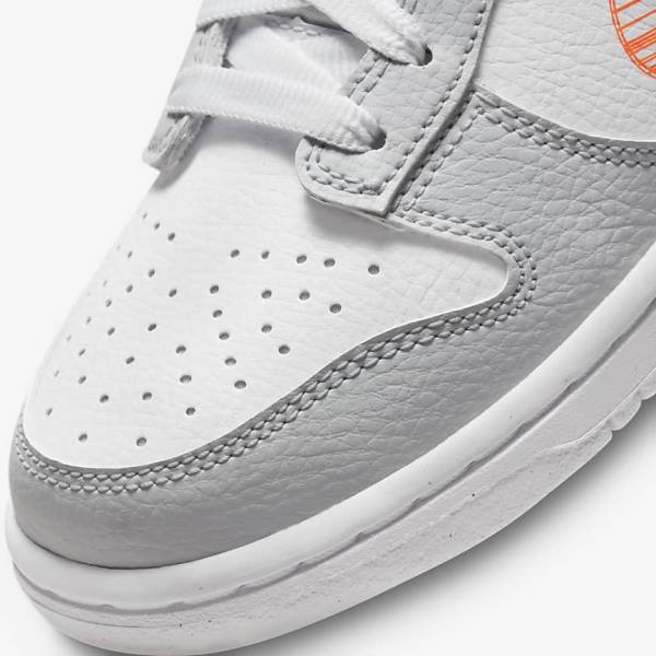 Nike Dunk Low SE Older Otroci Superge Platina | NK032JSL