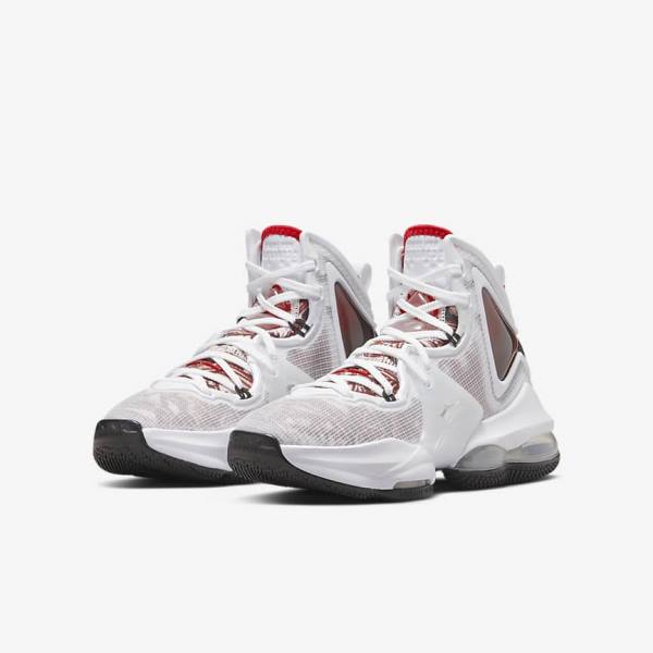 Nike LeBron 19 Older Otroci Košarkaški Copati Bela / Črna / Rdeča | NK450EUF