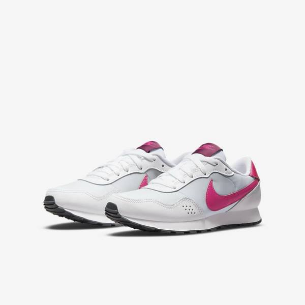 Nike MD Valiant Older Otroci Superge Platina | NK691LPM