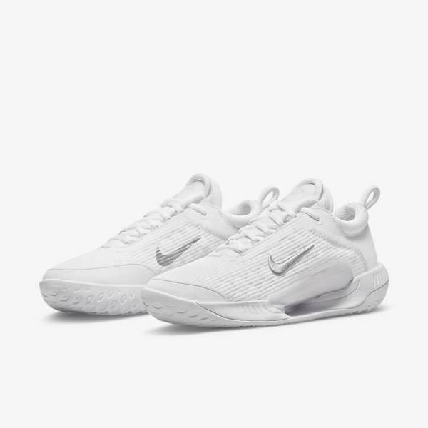 Nike NikeCourt Zoom NXT Hard Court Ženske Tenis Copati Bela / Siva / Kovinski Srebrna | NK059CUI