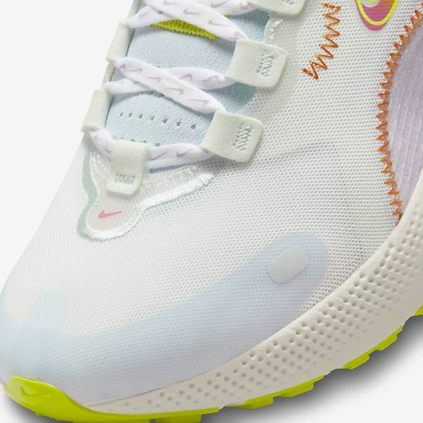 Nike React Escape Run Road Ženske Tekaški Čevlji Bela / Zelena / Večbarvni | NK578EPW