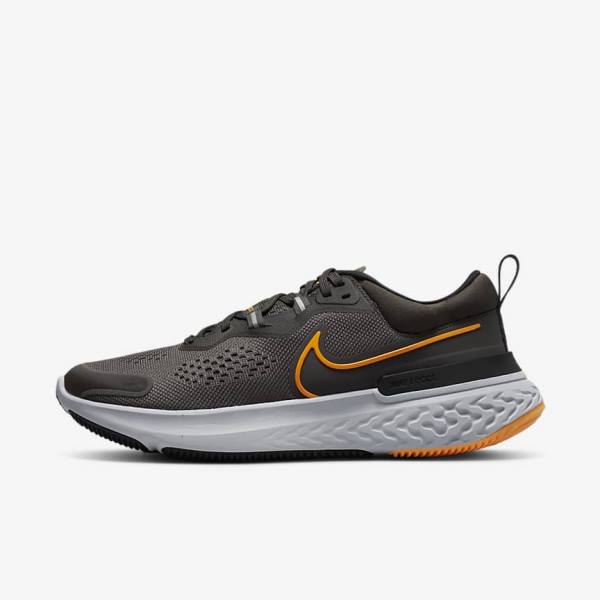 Nike React Miler 2 Road Moški Tekaški Čevlji Siva / Črna / Siva | NK258NGY