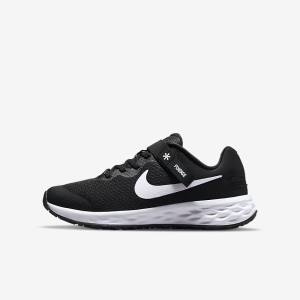 Nike Revolution 6 FlyEase Older Easy On-Off Road Otroci Tekaški Čevlji Črna / Temno Siva / Bela | NK319ZAD